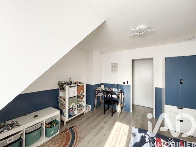 Maison - 147 m² - 8 pièces