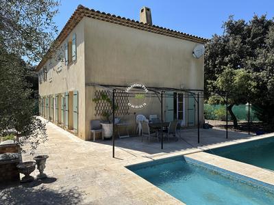 Bastide - 235 m² - 9 pièces