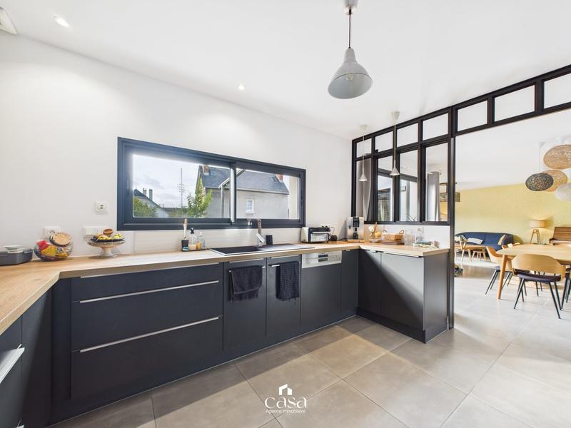 Maison contemporaine - 157 m² - 7 pièces