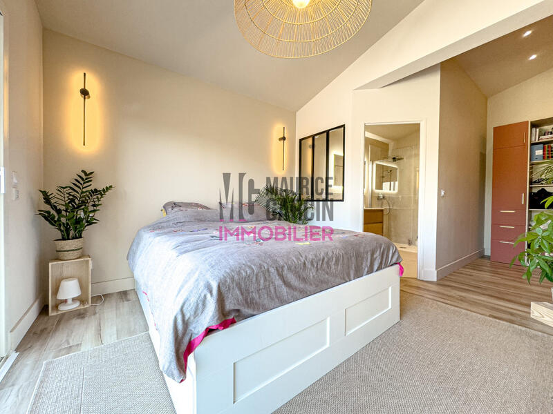 Maison - 128 m² - 5 pièces