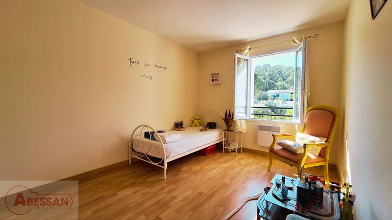 Maison - 182 m² - 6 pièces