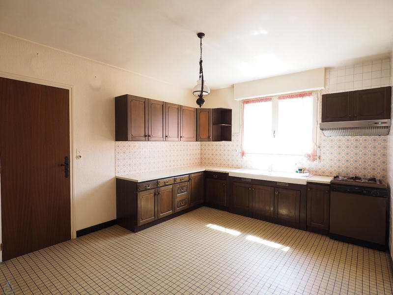 Maison - 171 m² - 7 pièces