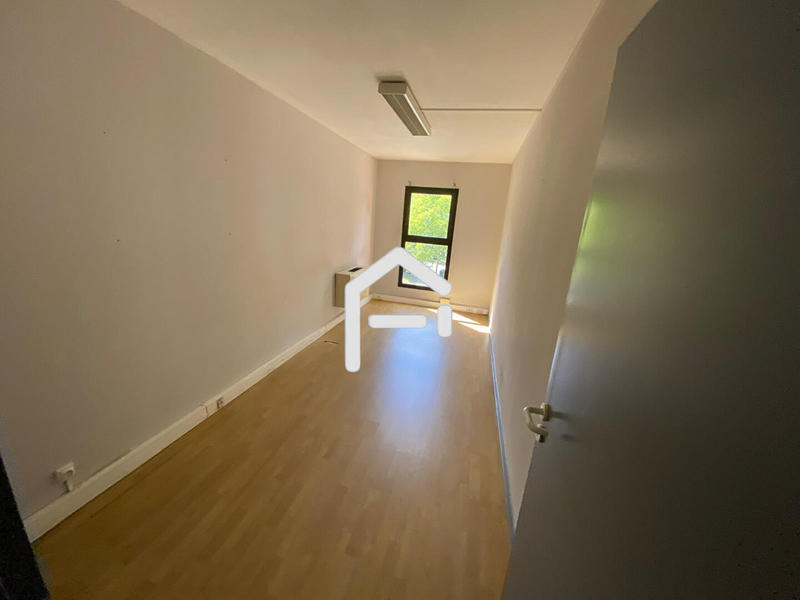 Local commercial - 149 m²