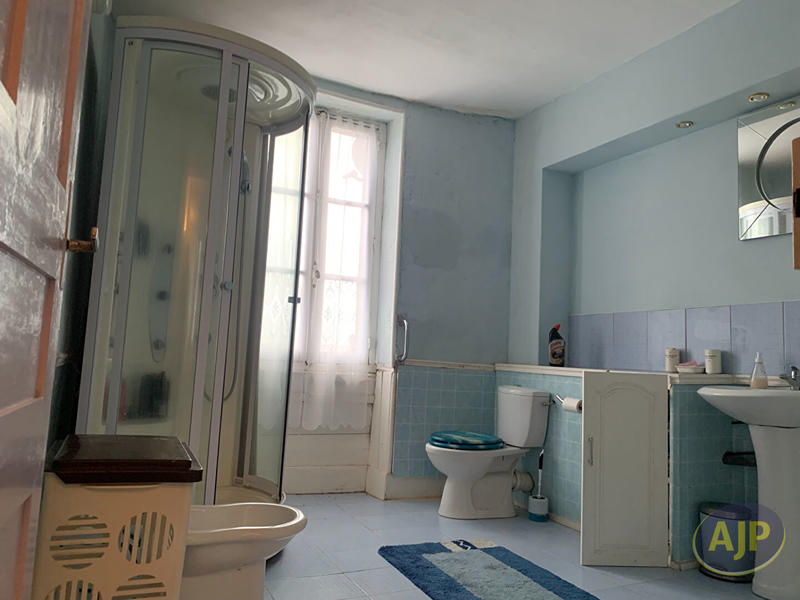 Maison - 139 m² - 6 pièces