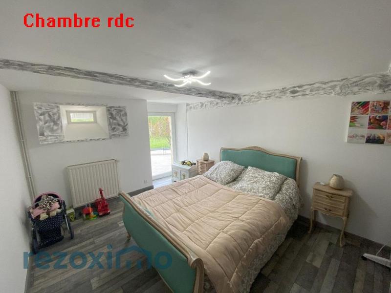 Maison - 236 m² - 8 pièces