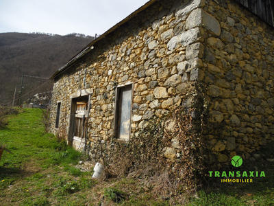 Maison ancienne - 85 m² - 2 pièces