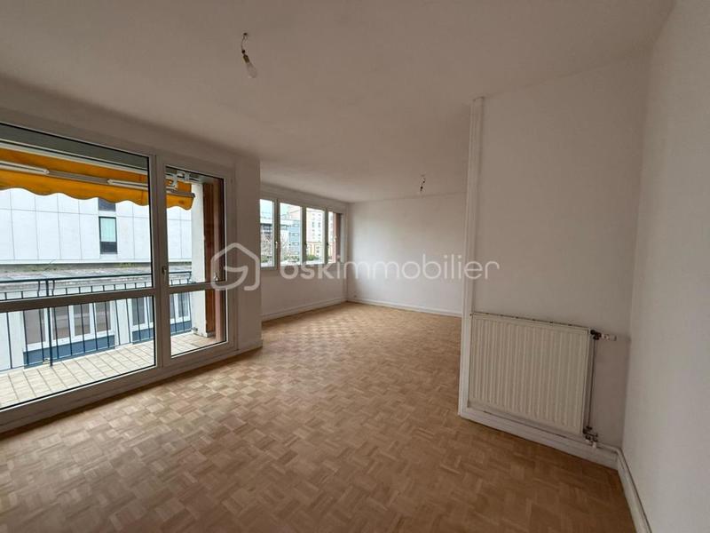 Appartement - 95 m² - 5 pièces