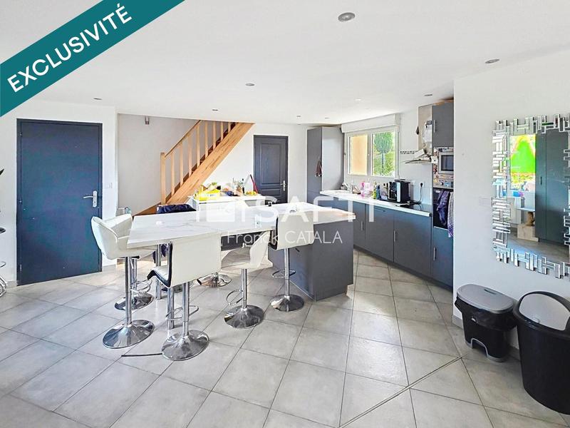 Maison - 110 m² - 4 pièces