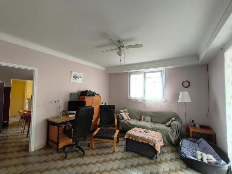 Maison - 277 m² - 6 pièces