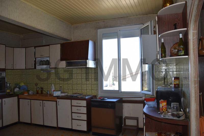 Maison - 240 m² - 12 pièces