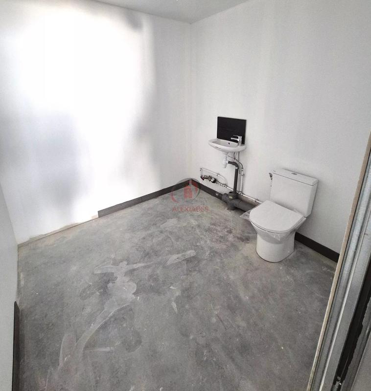 Local d'activités - 200 m² - 1 pièce