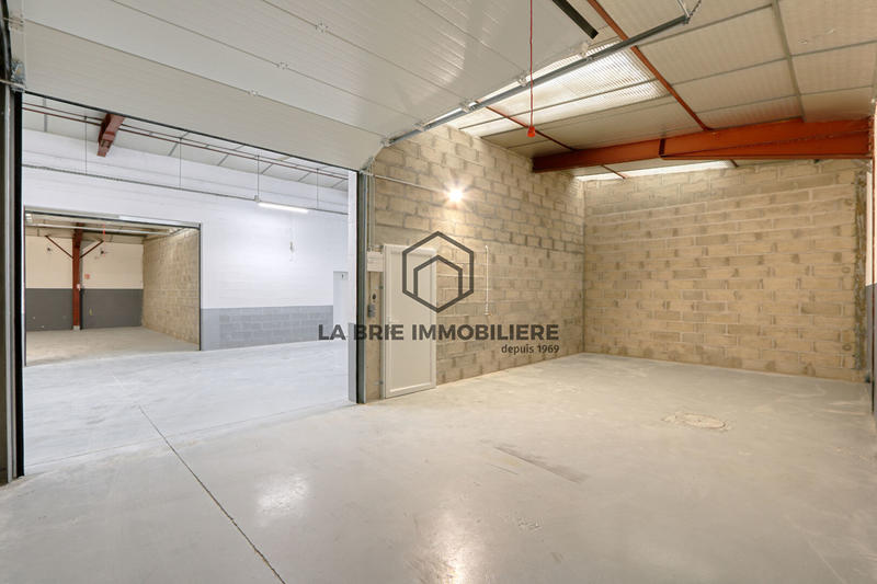 Local d'activité / Entrepôt - 43 m² - 1 pièce