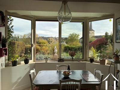 Maison - 273 m² - 11 pièces