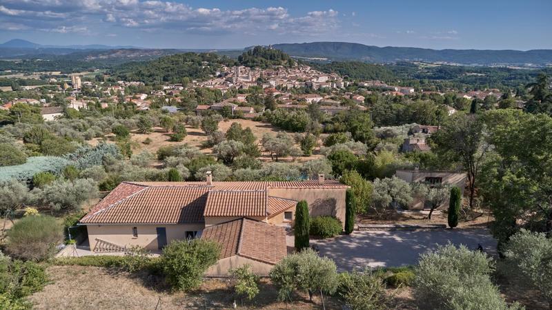 Villa - 204 m² - 5 pièces