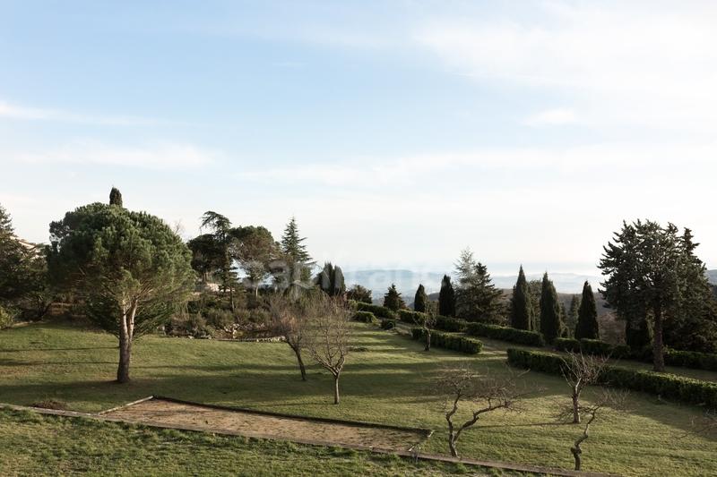 Mas - 187 m² - 6 pièces