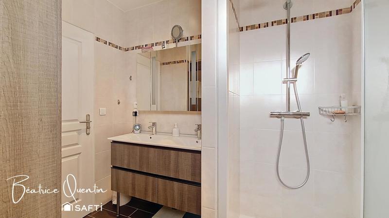 Maison - 135 m² - 6 pièces