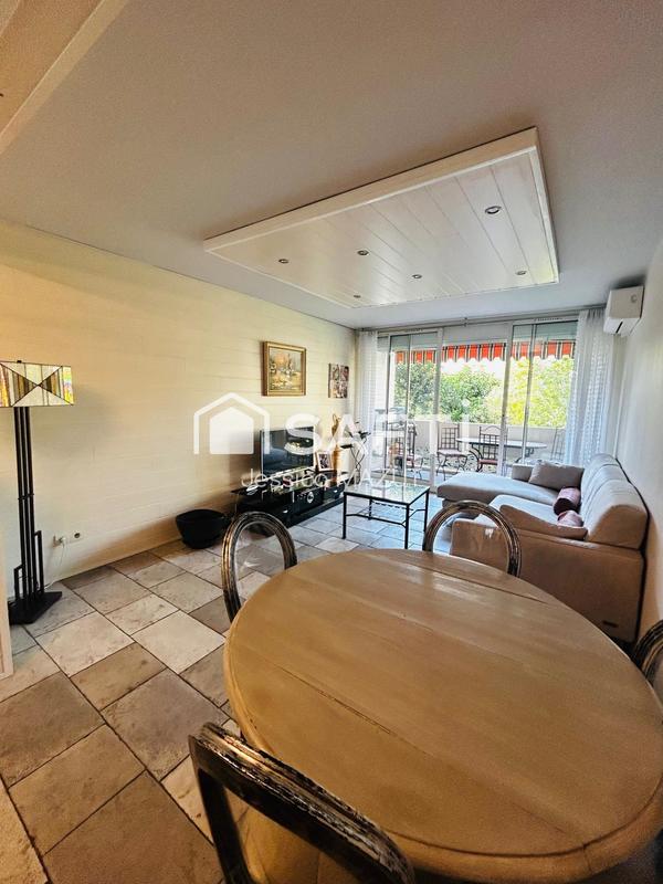 Appartement - 64 m² - 3 pièces