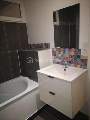 Immeuble - 128 m² - 6 pièces