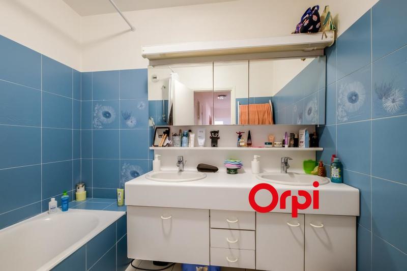 Appartement - 94 m² - 4 pièces