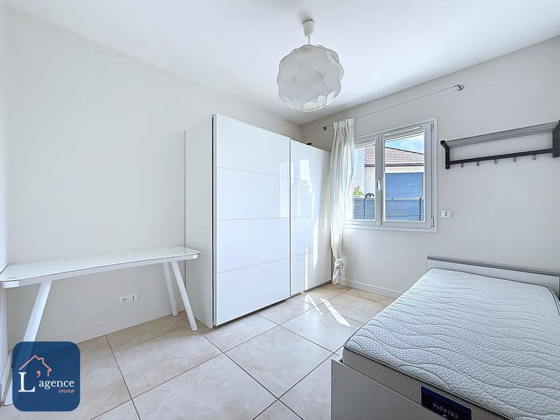 Maison - 258 m² - 8 pièces