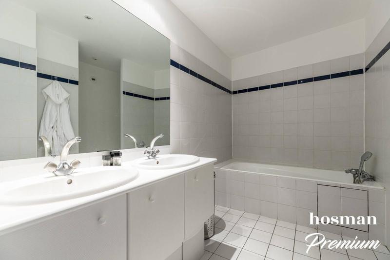 Appartement - 157 m² - 6 pièces