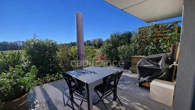 Appartement - 84 m² - 4 pièces