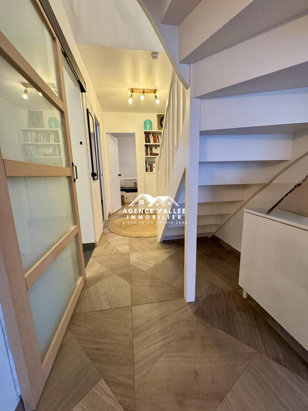 Maison - 100 m² - 6 pièces