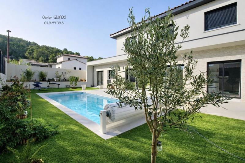 Villa - 160 m² - 6 pièces