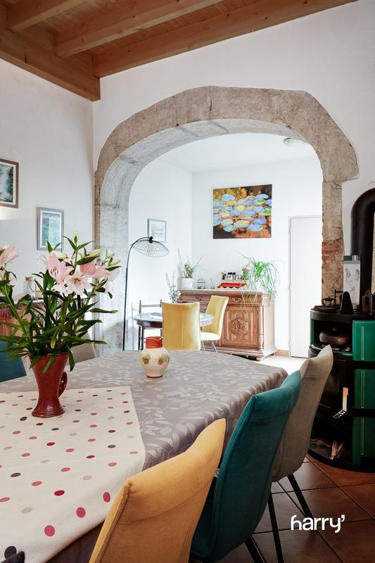 Maison - 548 m² - 13 pièces