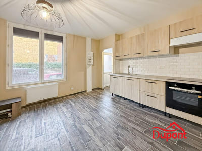 Maison - 74 m² - 4 pièces