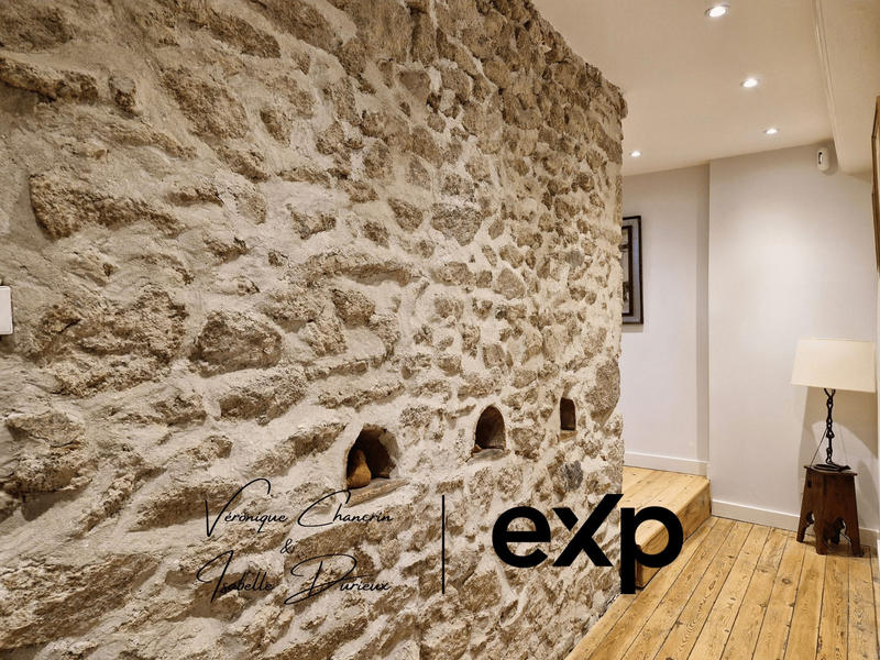 Maison ancienne - 181 m² - 8 pièces