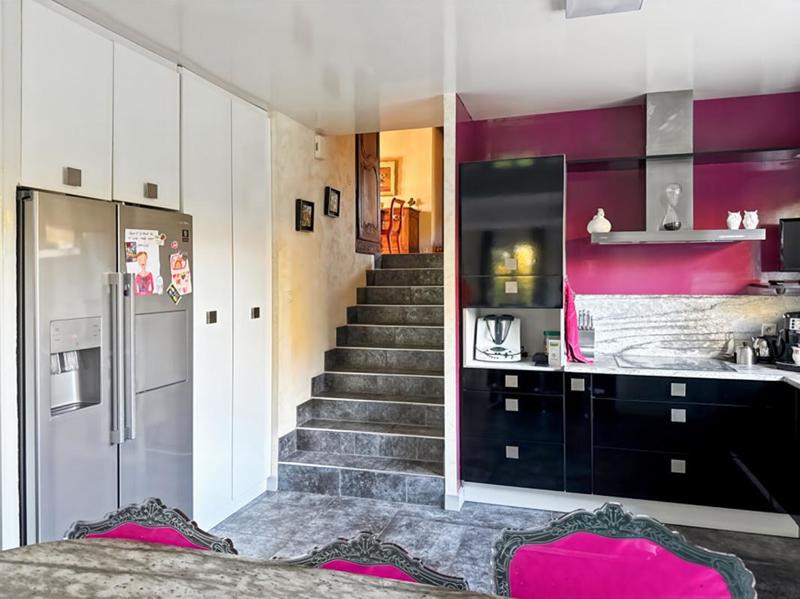 Maison - 179 m² - 8 pièces