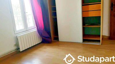 Chambre - 10 m² - 1 pièce