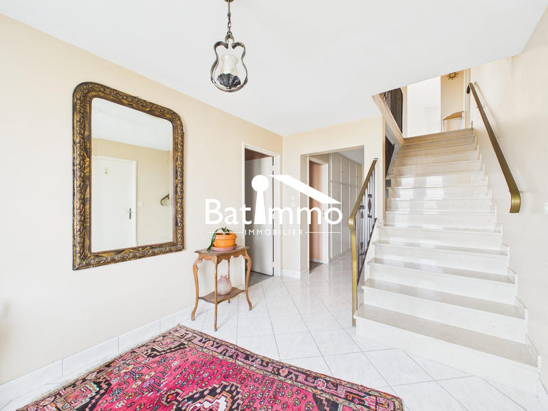 Maison - 160 m² - 7 pièces