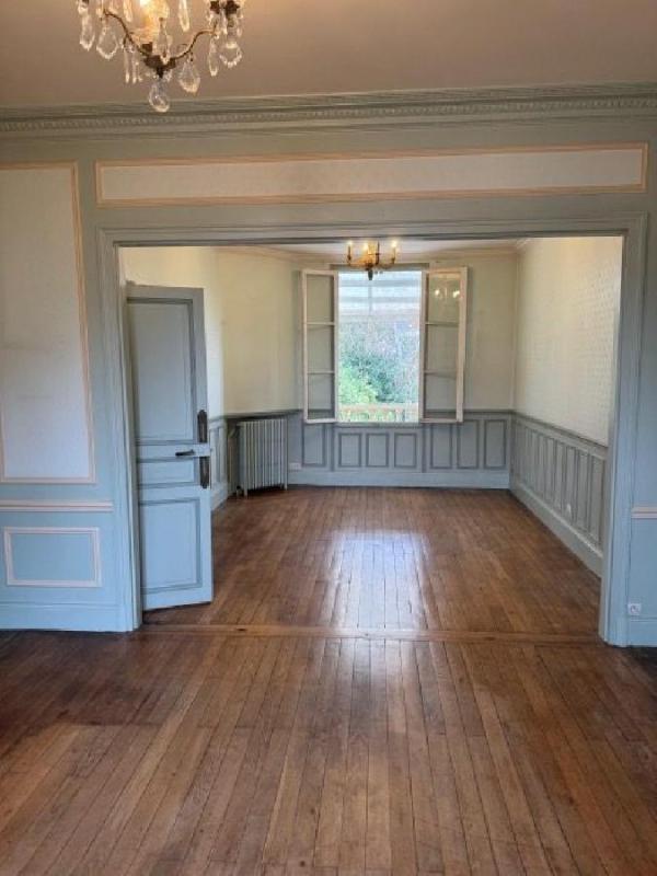 Maison - 207 m² - 8 pièces