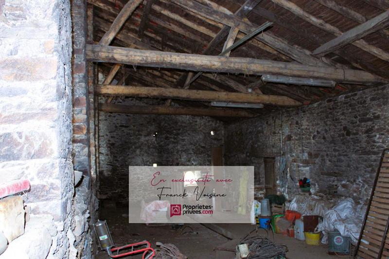 Maison - 230 m² - 3 pièces