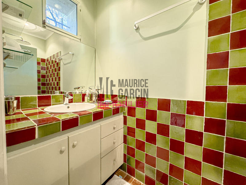 Maison - 186 m² - 5 pièces