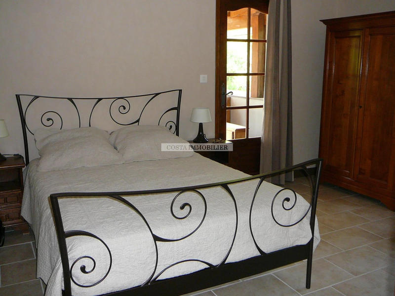 Villa - 190 m² - 7 pièces