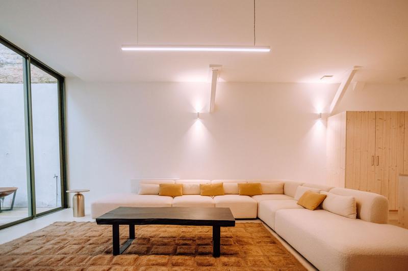 Loft - 168 m² - 5 pièces