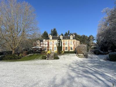 Château - 481 m² - 12 pièces