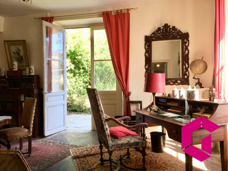 Maison - 180 m² - 6 pièces