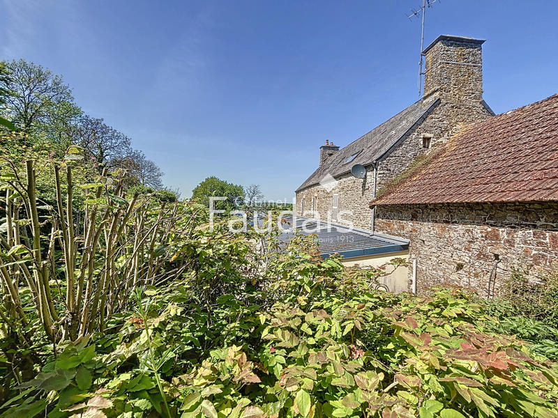 Maison - 282 m² - 7 pièces