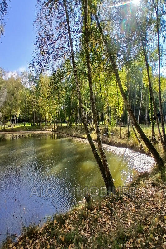 Terrain de loisirs - 23 520 m²