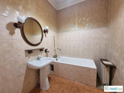 Appartement - 90 m² - 3 pièces