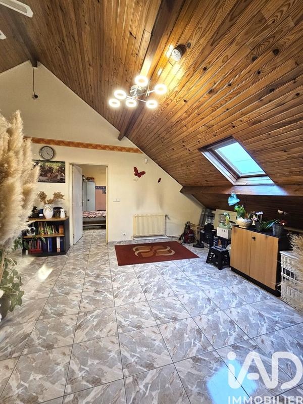 Maison - 197 m² - 7 pièces