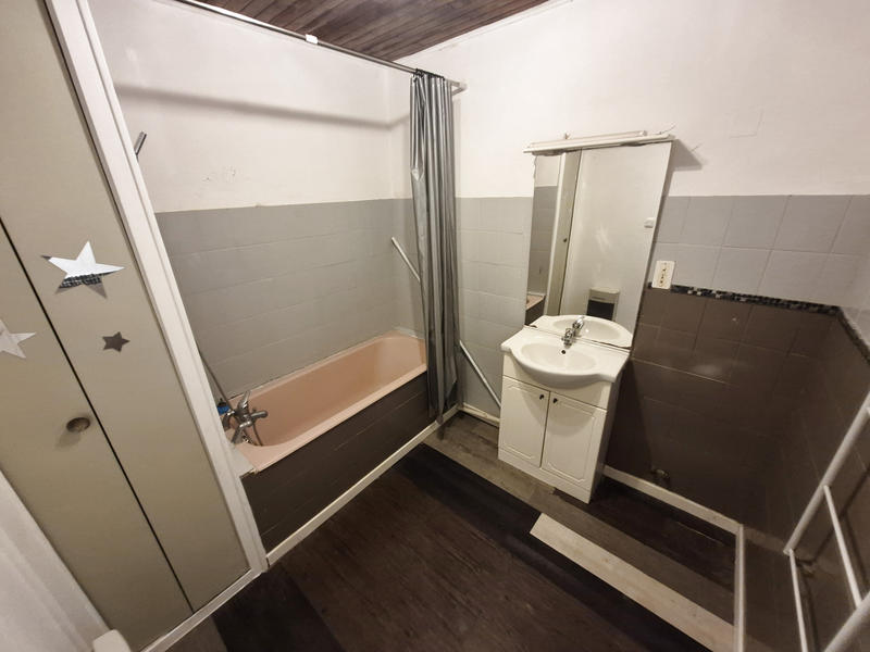 Appartement - 85 m² - 3 pièces