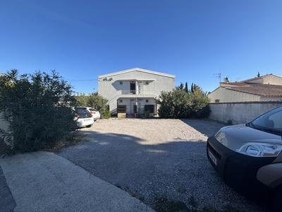 Immeuble mixte - 240 m²