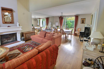 Villa - 180 m² - 7 pièces