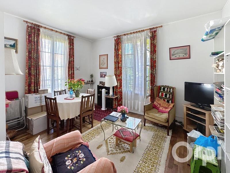 Demeure - 175 m² - 6 pièces