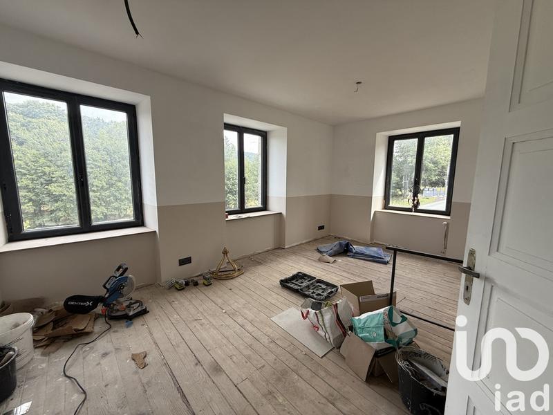 Maison - 197 m² - 8 pièces